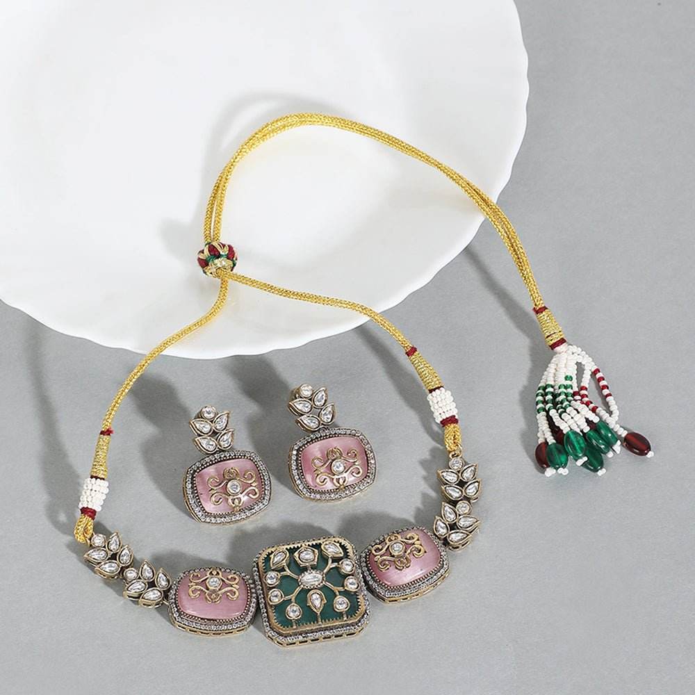 Elegant Handcrafted Necklace Set with Matching Earrings - Auraa Trends