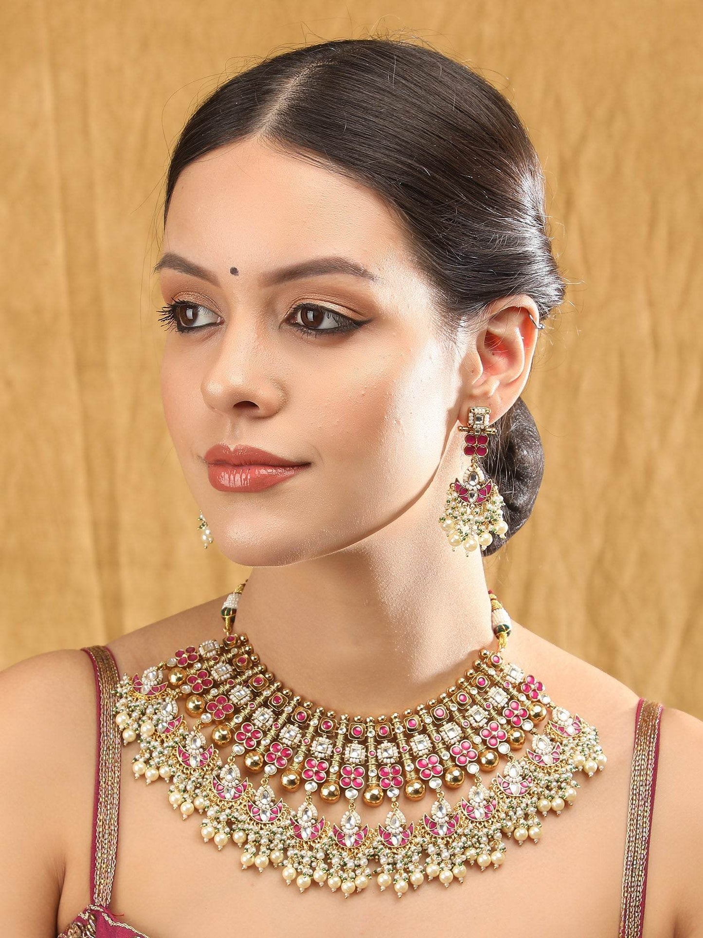 Elegant Multicolor Crystal Necklace Set for Women - Auraa Trends