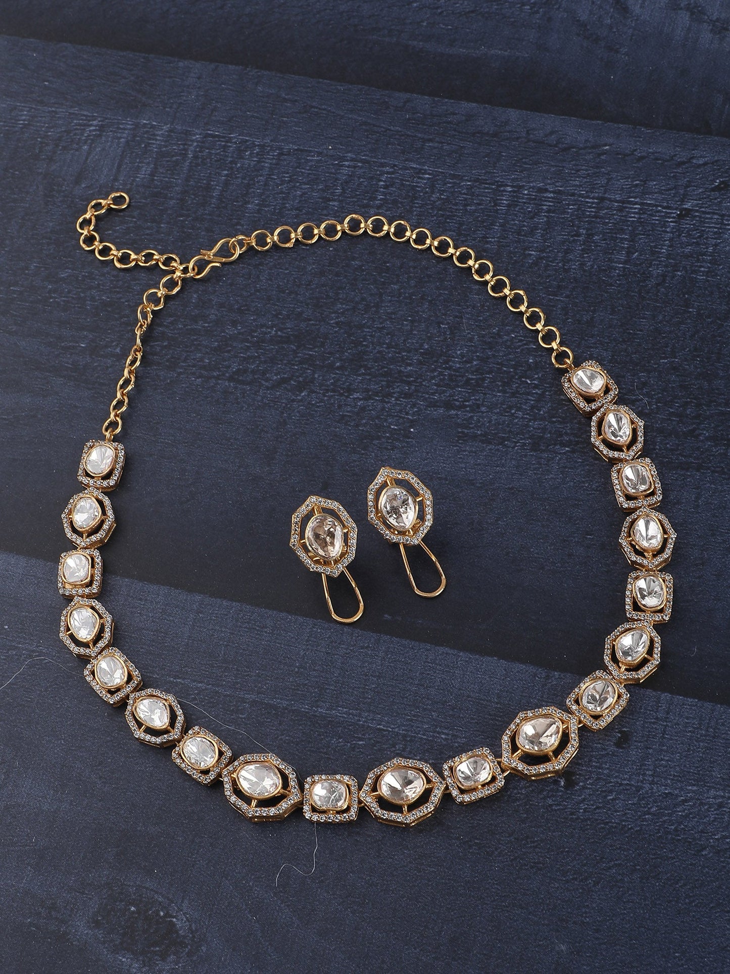 Elegant Pearl Necklace and Earring Duo for Any Occasion - Auraa Trends - Necklace Set -Necklace Set Fashion Jewellery Festive
