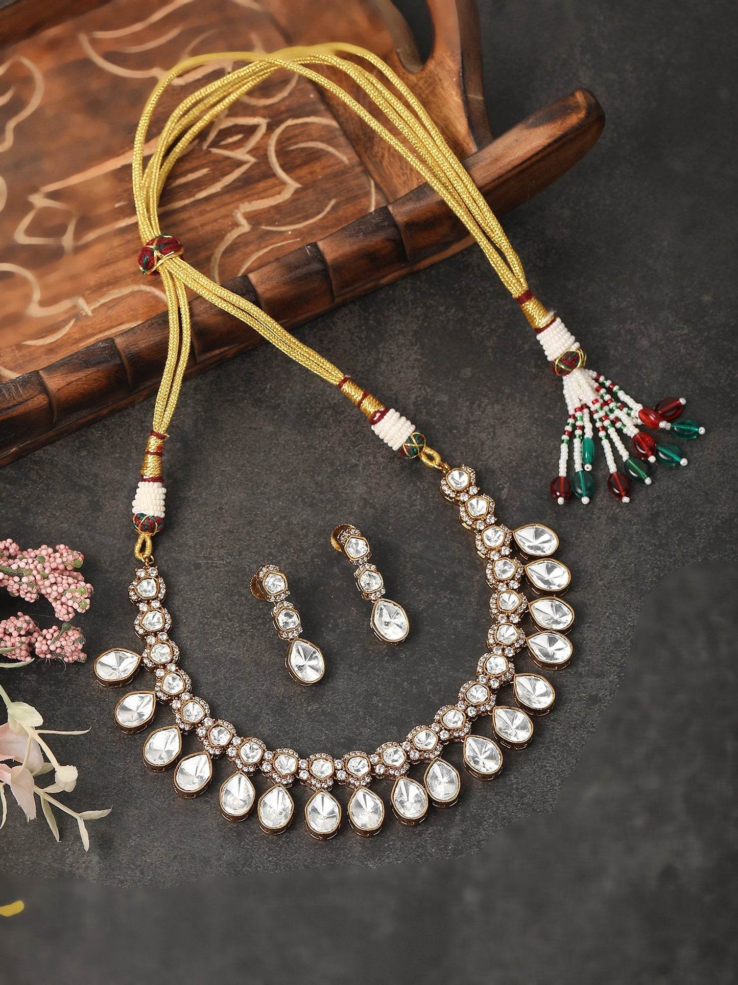 Elegant White Polki Choker Necklace Set - Auraa Trends