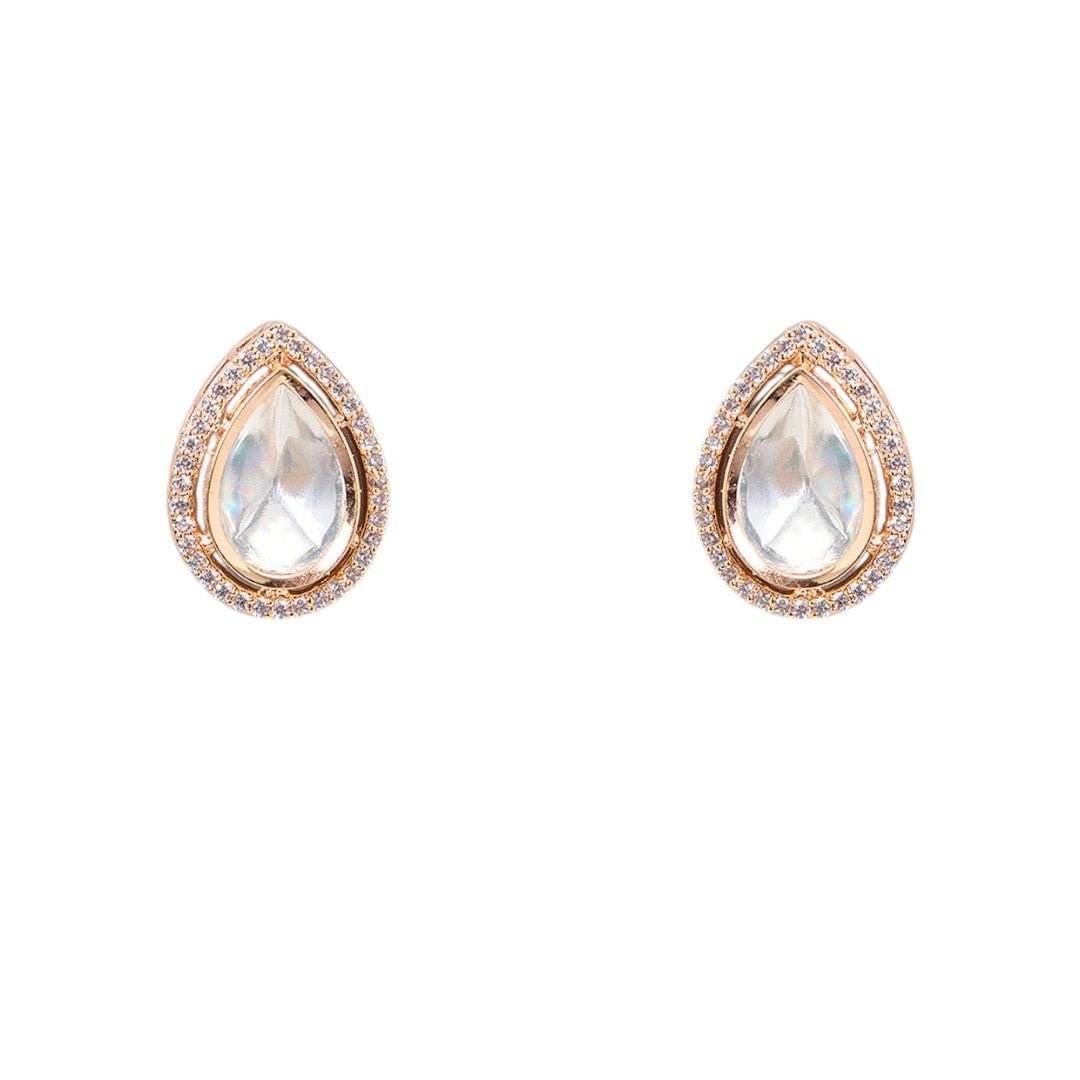 Emerald Beaded Kundan Necklace with Teardrop Pendant - Auraa Trends