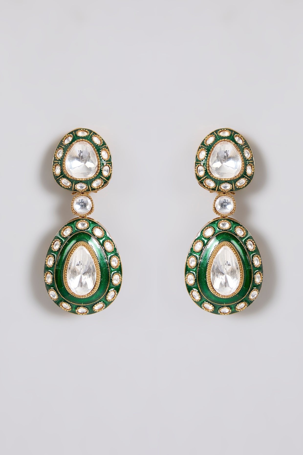 Emerald Green & Kundan Pearl Bridal Necklace Set - Auraa Trends - Necklace - Antique gold bridal jewelry Ethnic Earrings