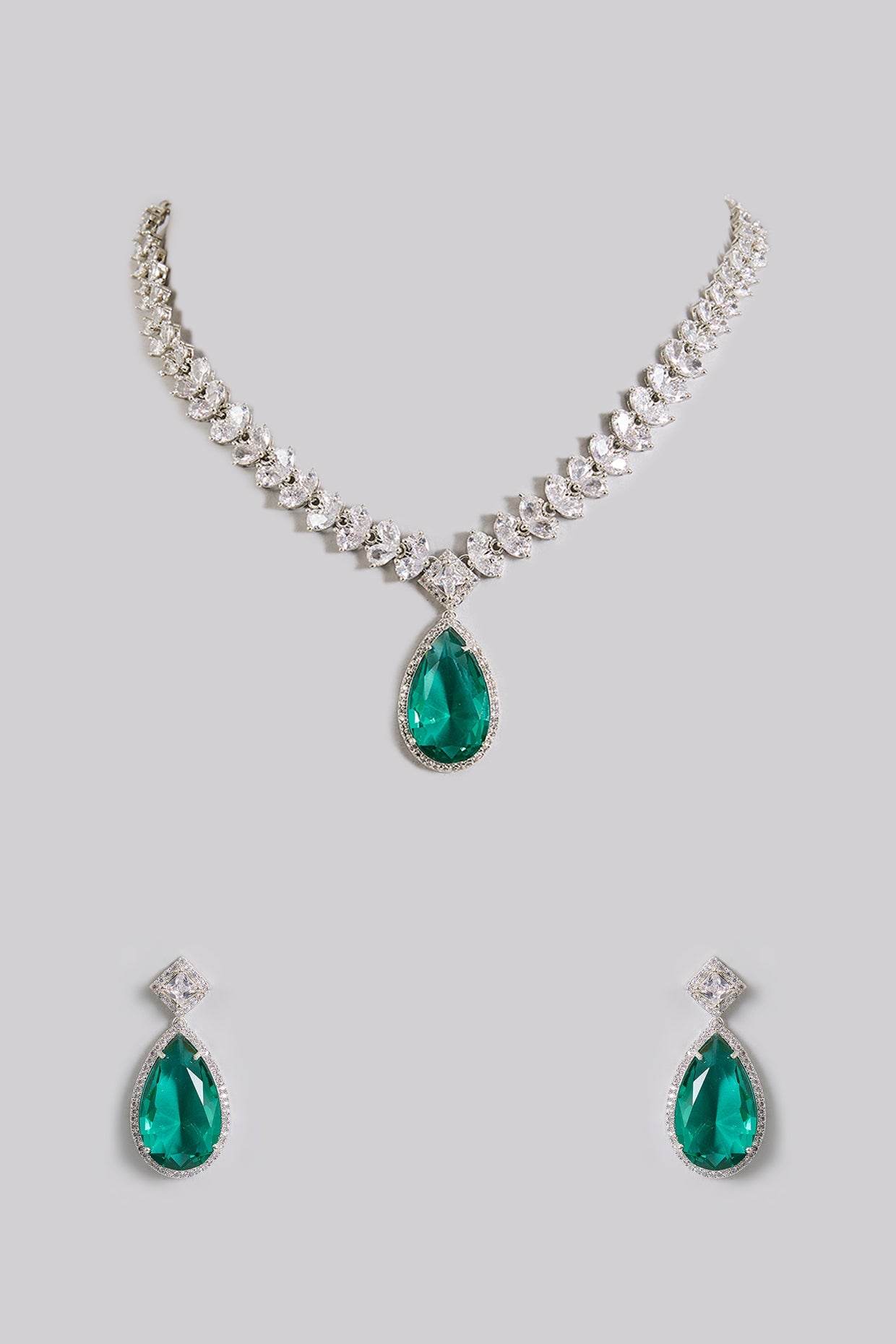 Emerald Green Drop Diamond Necklace with Earrings - Auraa Trends