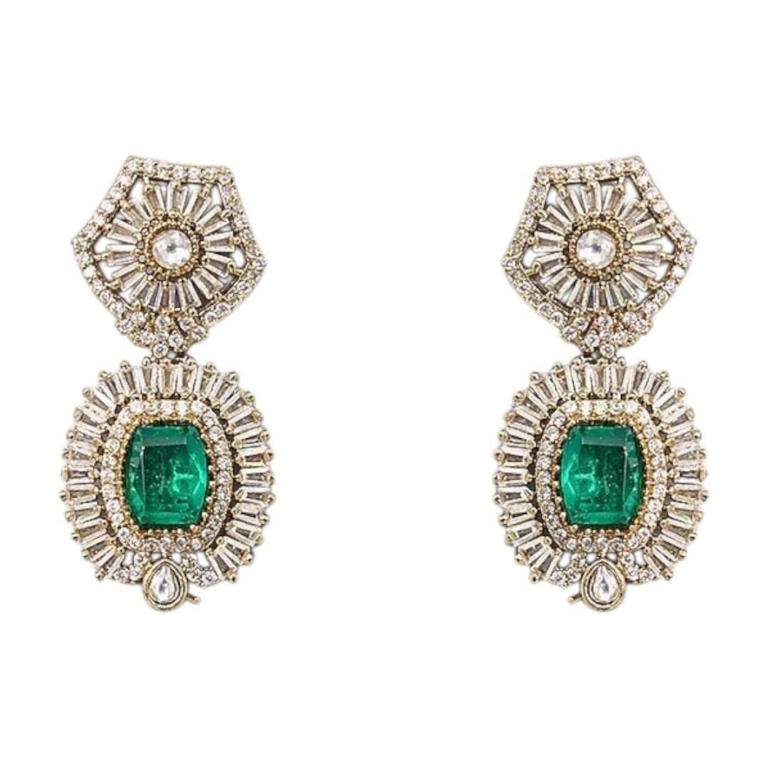 Emerald Green Kundan Choker Necklace Set with Earrings - Auraa Trends