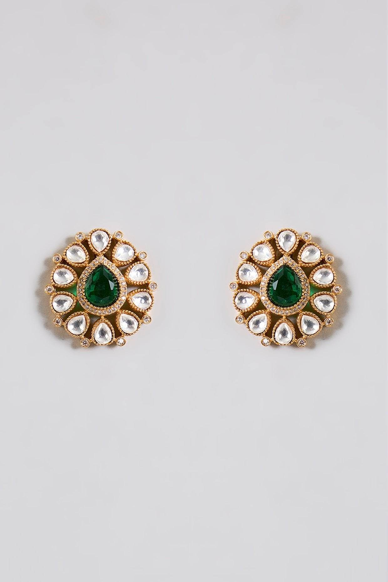 Emerald Green Kundan Choker Set with Pearl Drops - Auraa Trends