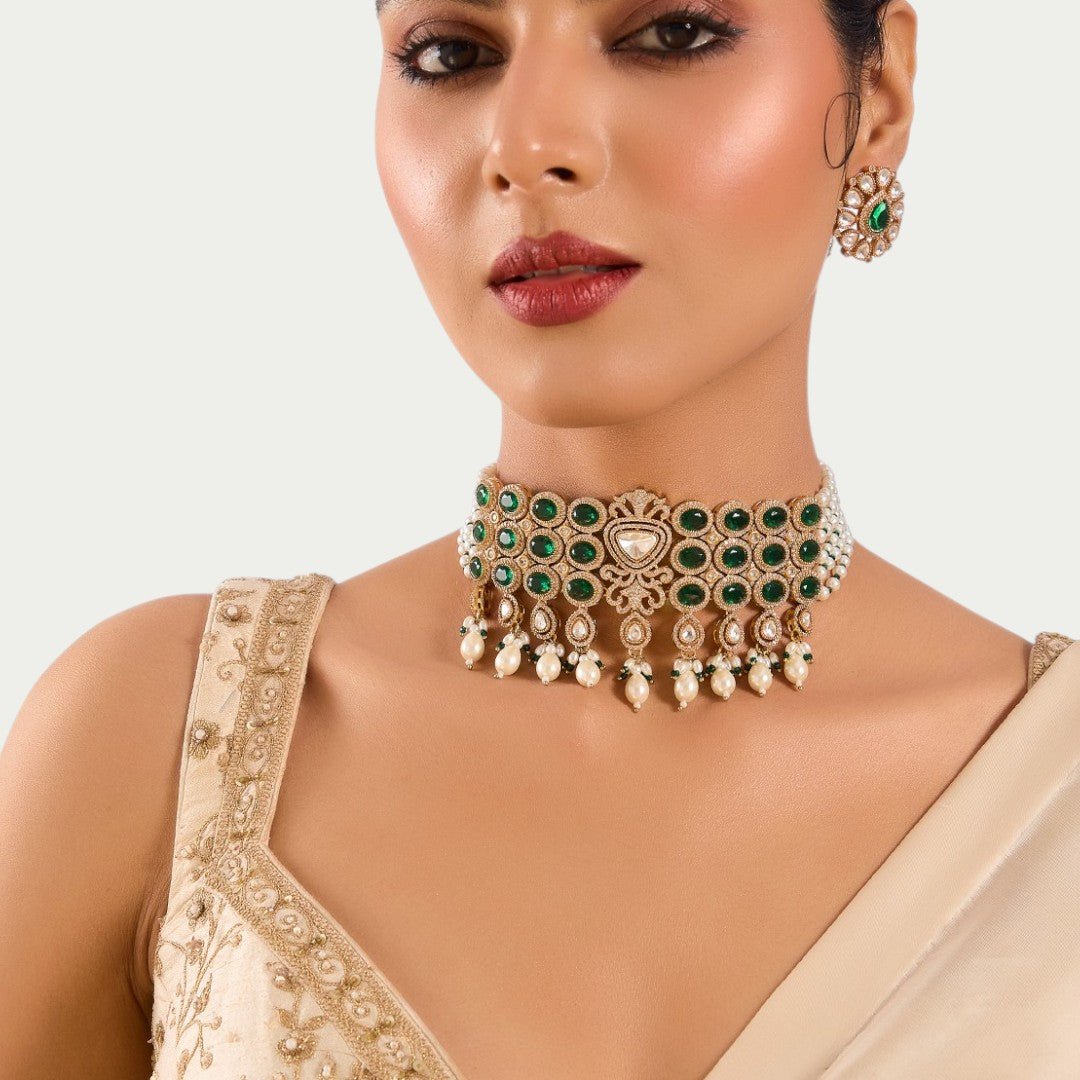Emerald Green Kundan Choker Set with Pearl Drops - Auraa Trends - Choker - kundan choker necklace Statement bridal choker