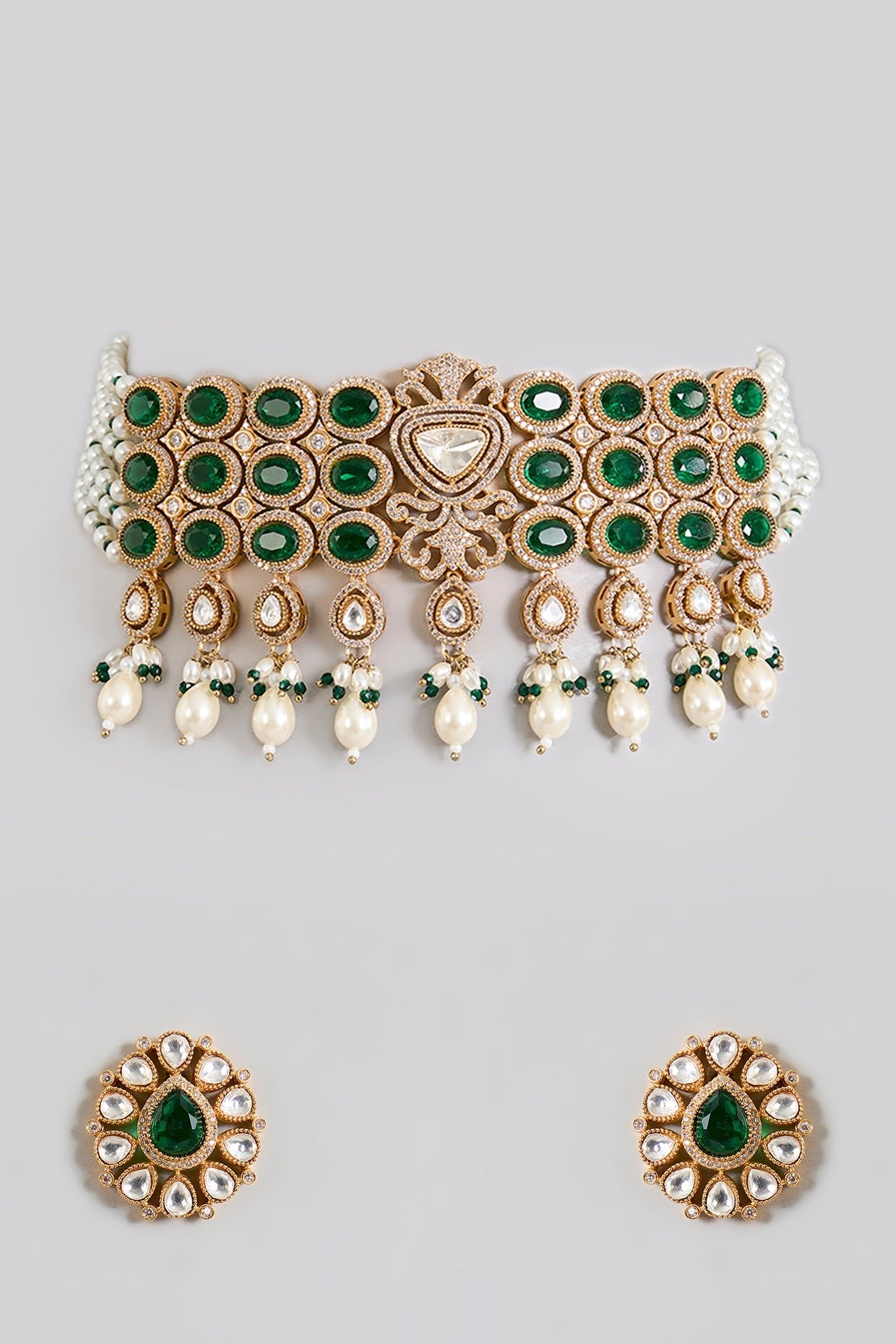 Emerald Green Kundan Choker Set with Pearl Drops - Auraa Trends - Indian party jewelry set Designer kundan choker necklace