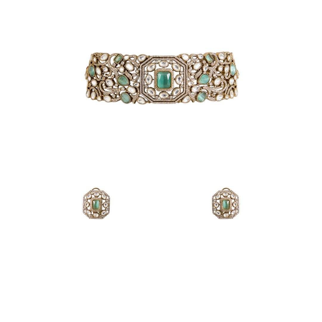 Emerald Green Kundan Choker Set with Statement Stud Earrings - Auraa Trends