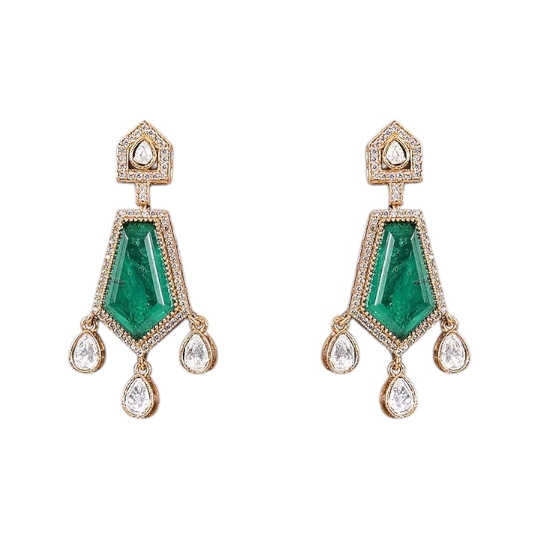 Emerald Green Kundan Long Pendant Necklace Set with Gold - Plated Drop Earrings - Auraa Trends - Necklace Set - - Auraa Trends - Emerald green long pendant necklace set with gold - plated kundan detailing and drop earrings – handcrafted Indian ethnic jewelry for weddings and festive wear"