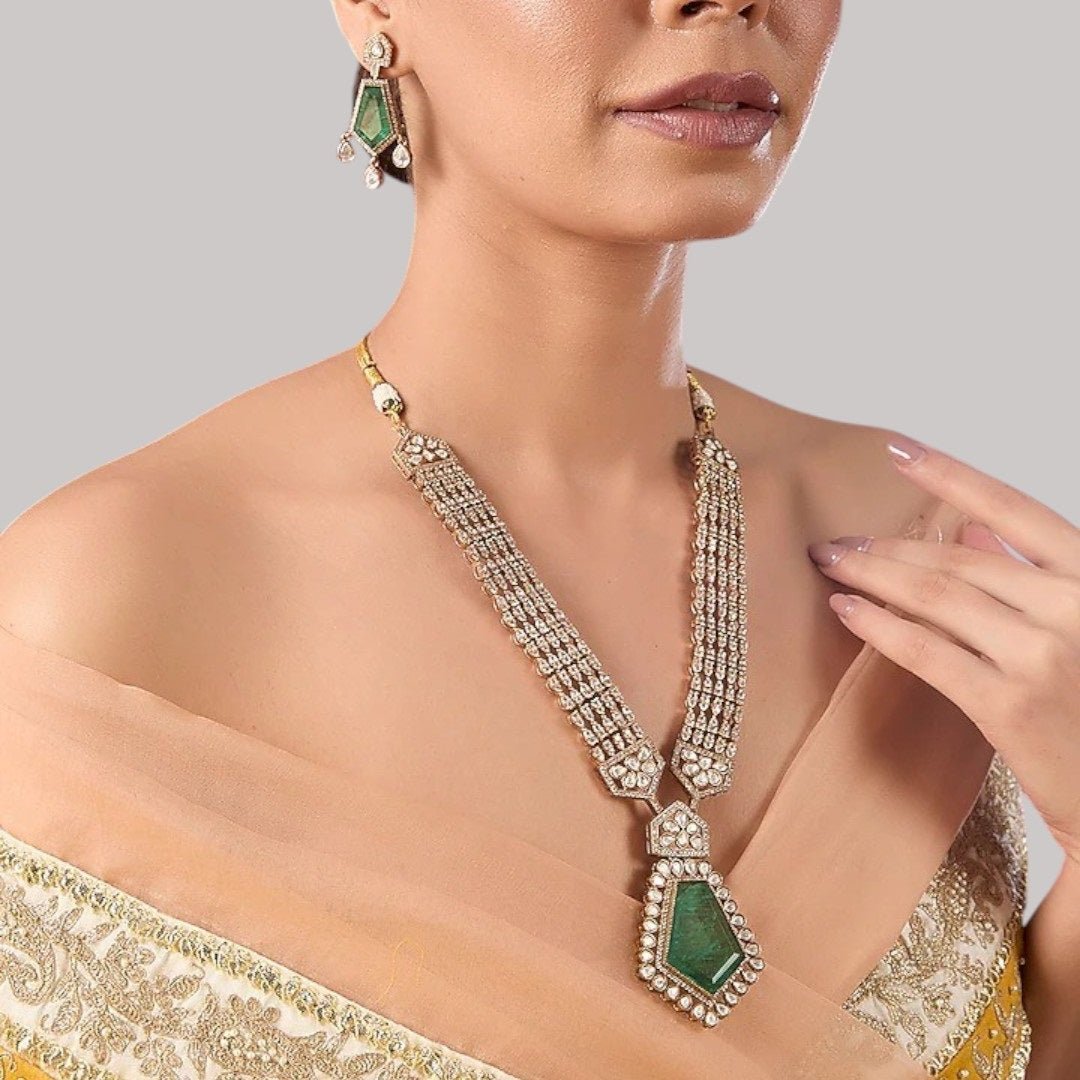 Emerald Green Kundan Long Pendant Necklace Set with Gold - Plated Drop Earrings - Auraa Trends - Necklace Set - - Auraa Trends - Emerald green long pendant necklace set with gold - plated kundan detailing and drop earrings – handcrafted Indian ethnic jewelry for weddings and festive wear"