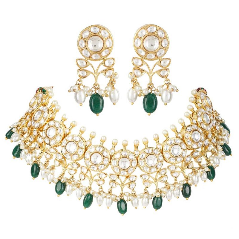 Exquisite Kundan Necklace Set - Auraa Trends - Necklace Set - Auraa Trends - Pearl and Green Bead Kundan Choker Necklace Set