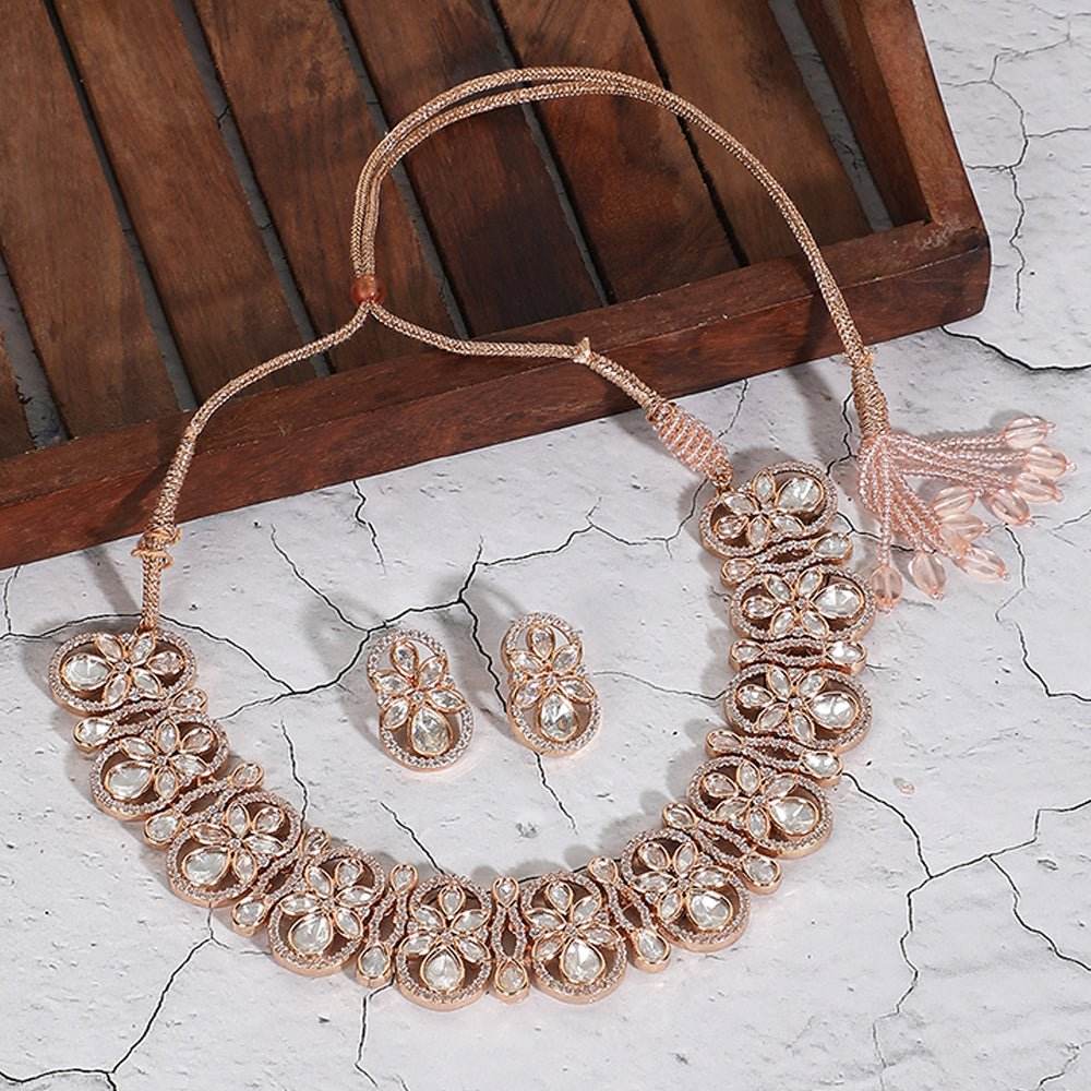 Exquisite Kundan & Pearl Choker Necklace Set - Auraa Trends