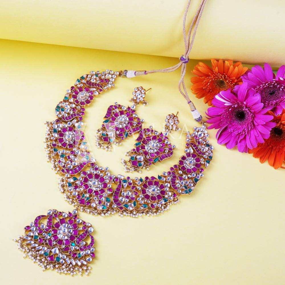 Glamourous Kundan Necklace Set 22KT Gold Plated - Auraa Trends