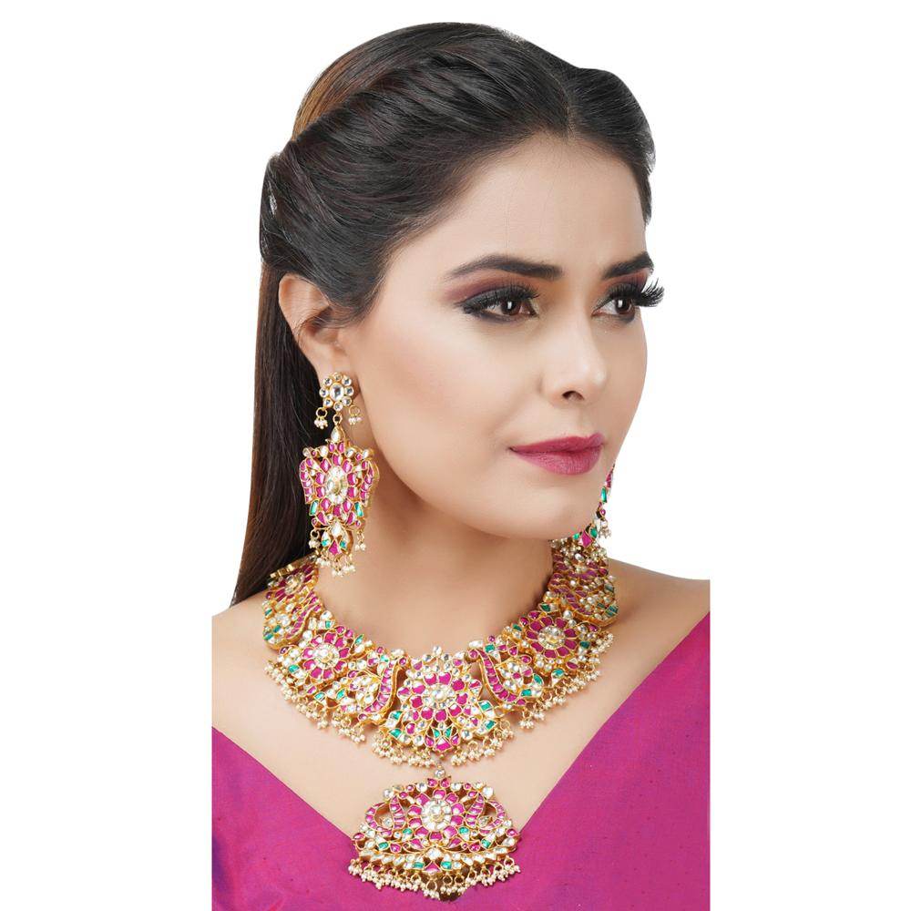 Glamourous Kundan Necklace Set 22KT Gold Plated - Auraa Trends