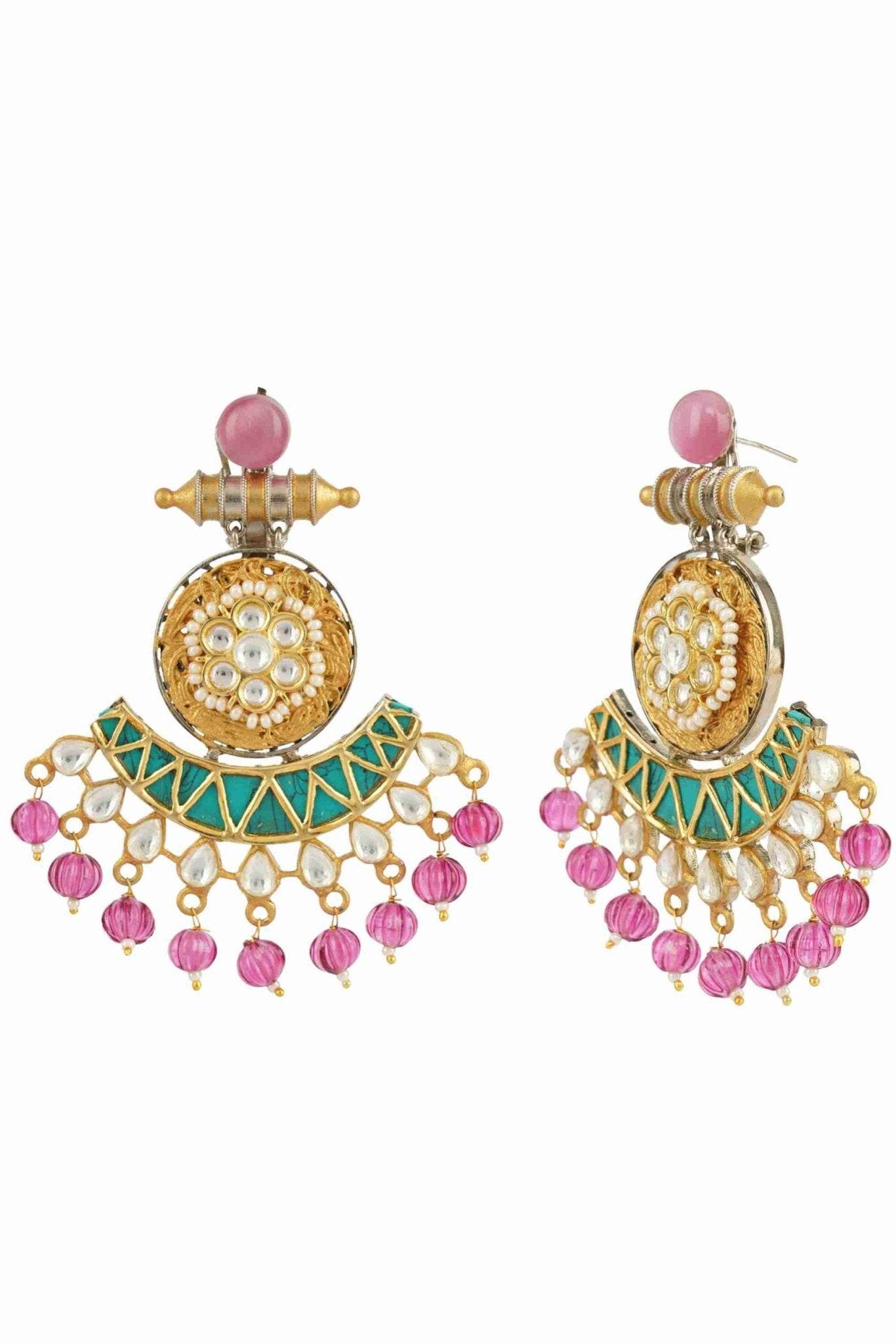 Glistening Gold Plated Kundan Choker Necklace Set - Auraa Trends