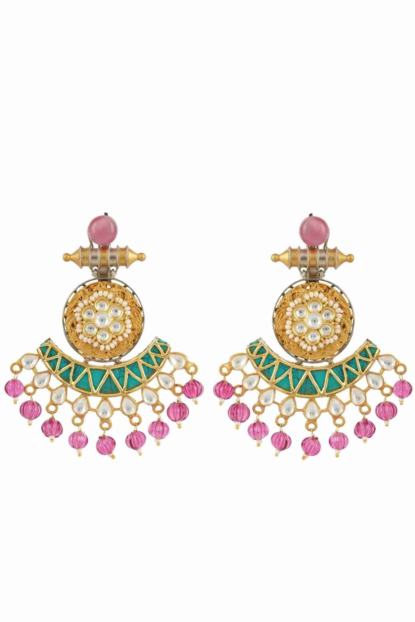 Glistening Gold Plated Kundan Choker Necklace Set - Auraa Trends