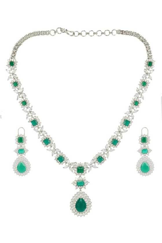 Glittering Rhodium Finish Diamante Necklace Set - Auraa Trends