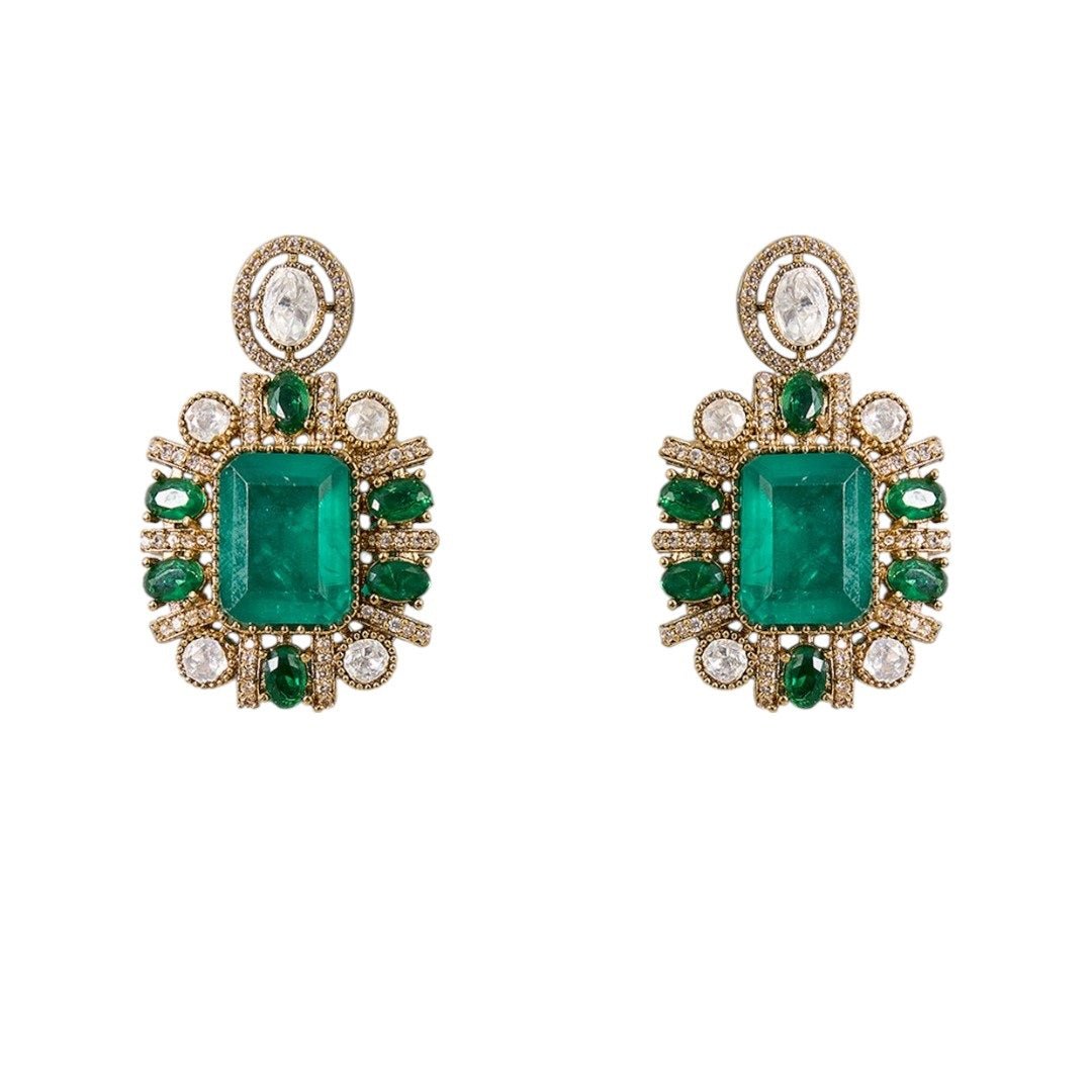 Gold Finish Kundan Polki & Emerald Stone Statement Necklace Set - Auraa Trends - Necklace - - Auraa Trends - Gold Finish Kundan Polki & Emerald Stone Statement Necklace Set