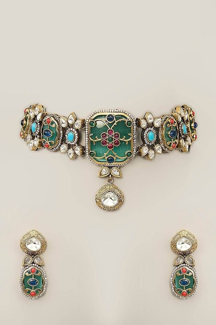 Gold Finish Kundan Polki & Green Stone Choker Necklace Set - Auraa Trends