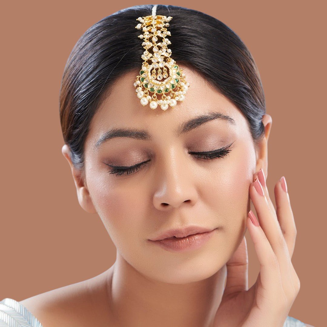 Gold Finish Kundan Polki Maangtikka - Auraa Trends - Maangtika - # - Auraa Trends - Gold Finish Kundan Polki Maangtikka