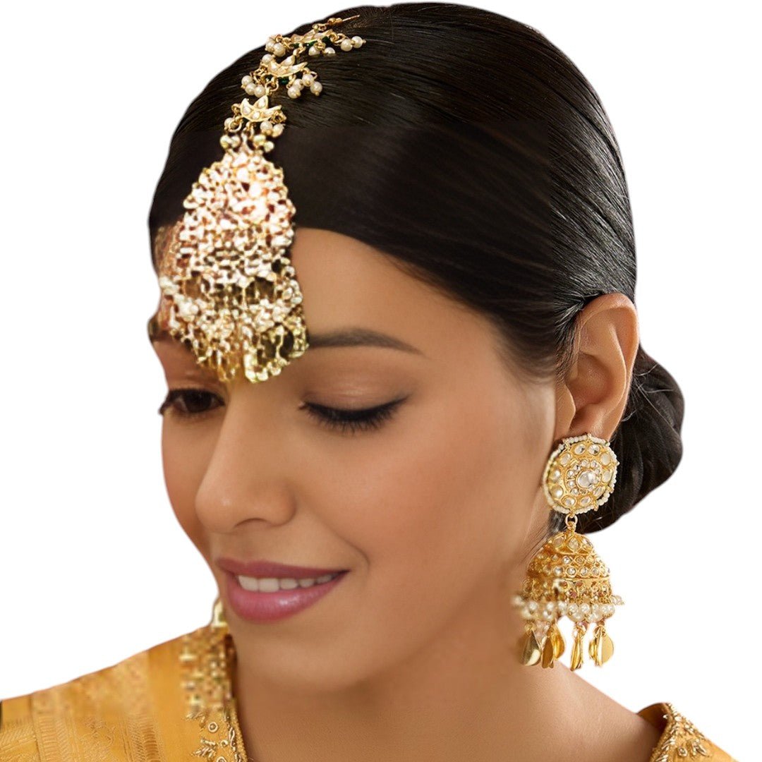 Gold Finish Kundan Polki & Pearl Beaded Dangler Earrings With Maangtikka - Auraa Trends - Maangtika - # - Auraa Trends - Gold Finish Kundan Polki & Pearl Beaded Dangler Earrings With Maangtikka