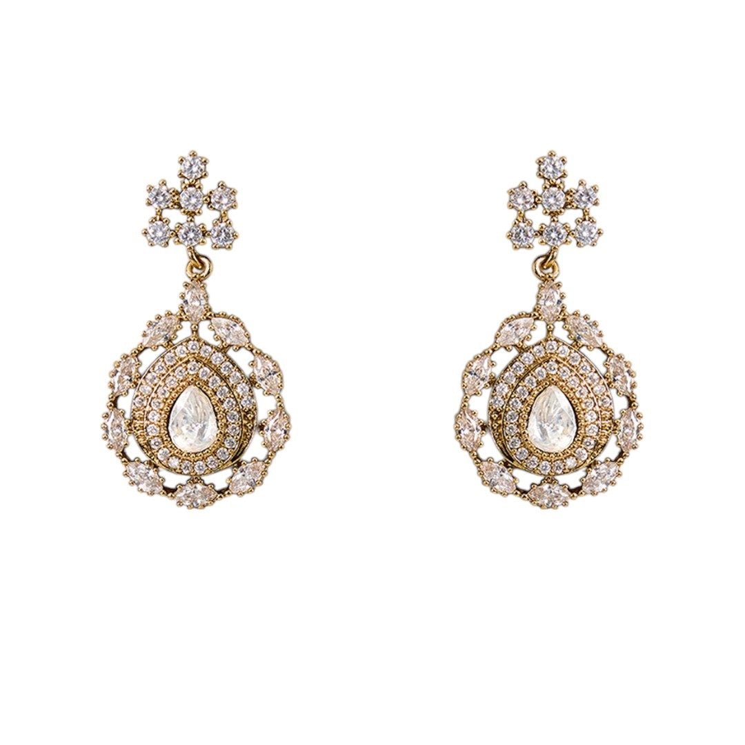 Gold Finish Kundan Polki & Pearl Choker Necklace Set – Indian Bridal Jewelry - Auraa Trends - Necklace - - Auraa Trends - Gold finish Kundan Polki choker necklace with pearls and crystals Bridal choker necklace set with matching earrings Traditional Indian necklace set with gold plating and pearl accents Ethnic festive choker necklace with Kundan and crystal detailing