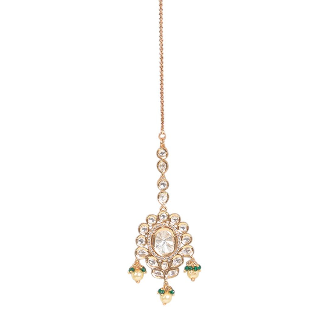 Gold Finish Kundan Polki & Pearl Maangtikka - Auraa Trends - Maangtika - Gold Finish Kundan Polki & Pearl Maangtikka