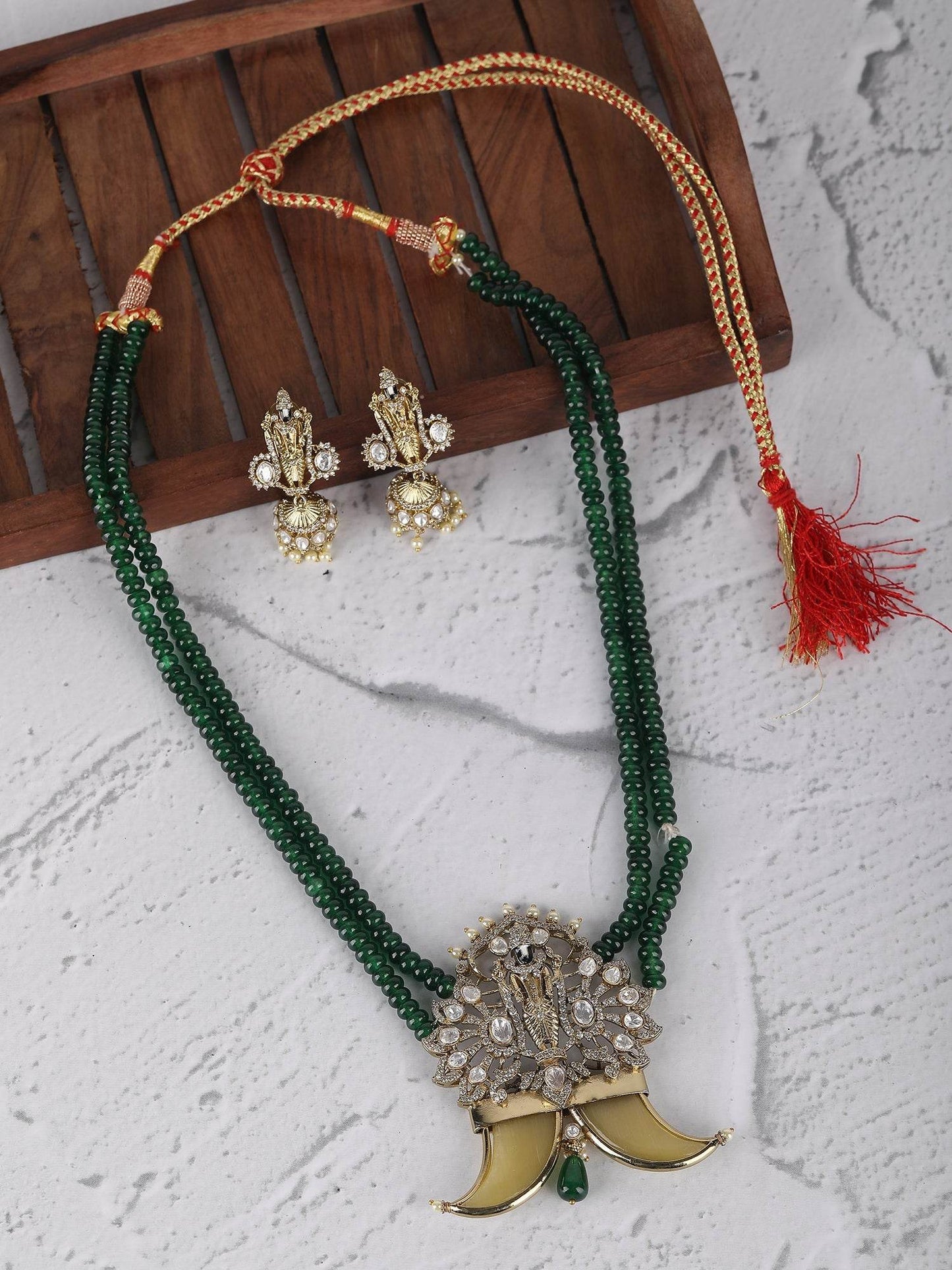 Gold Finish White Pearl Necklace Set - Auraa Trends