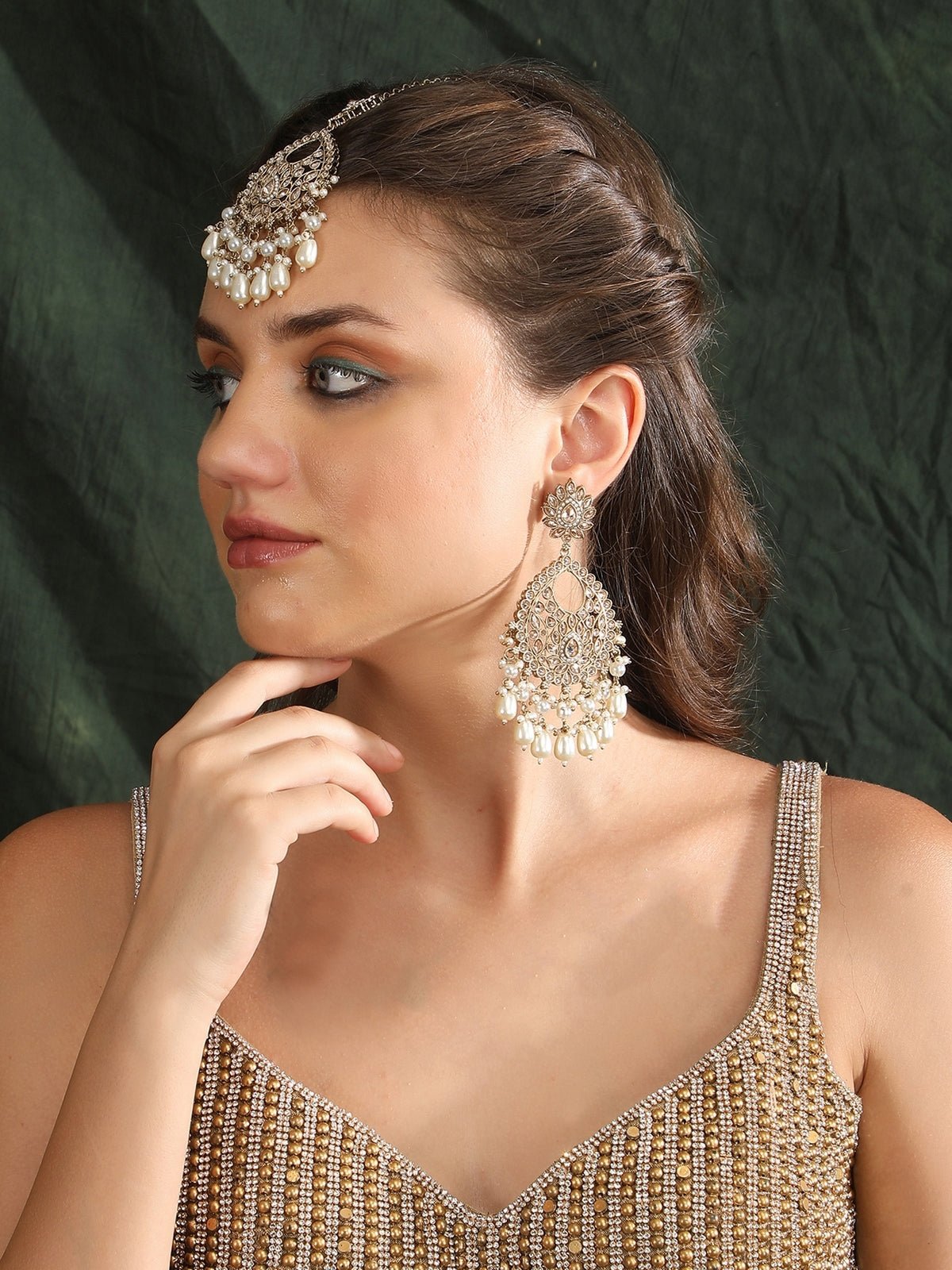 Gold-Plated Kundan Chandbaali and Maangtikka set - Auraa Trends - Earring Set - Bridal Collection Contemporary Earring