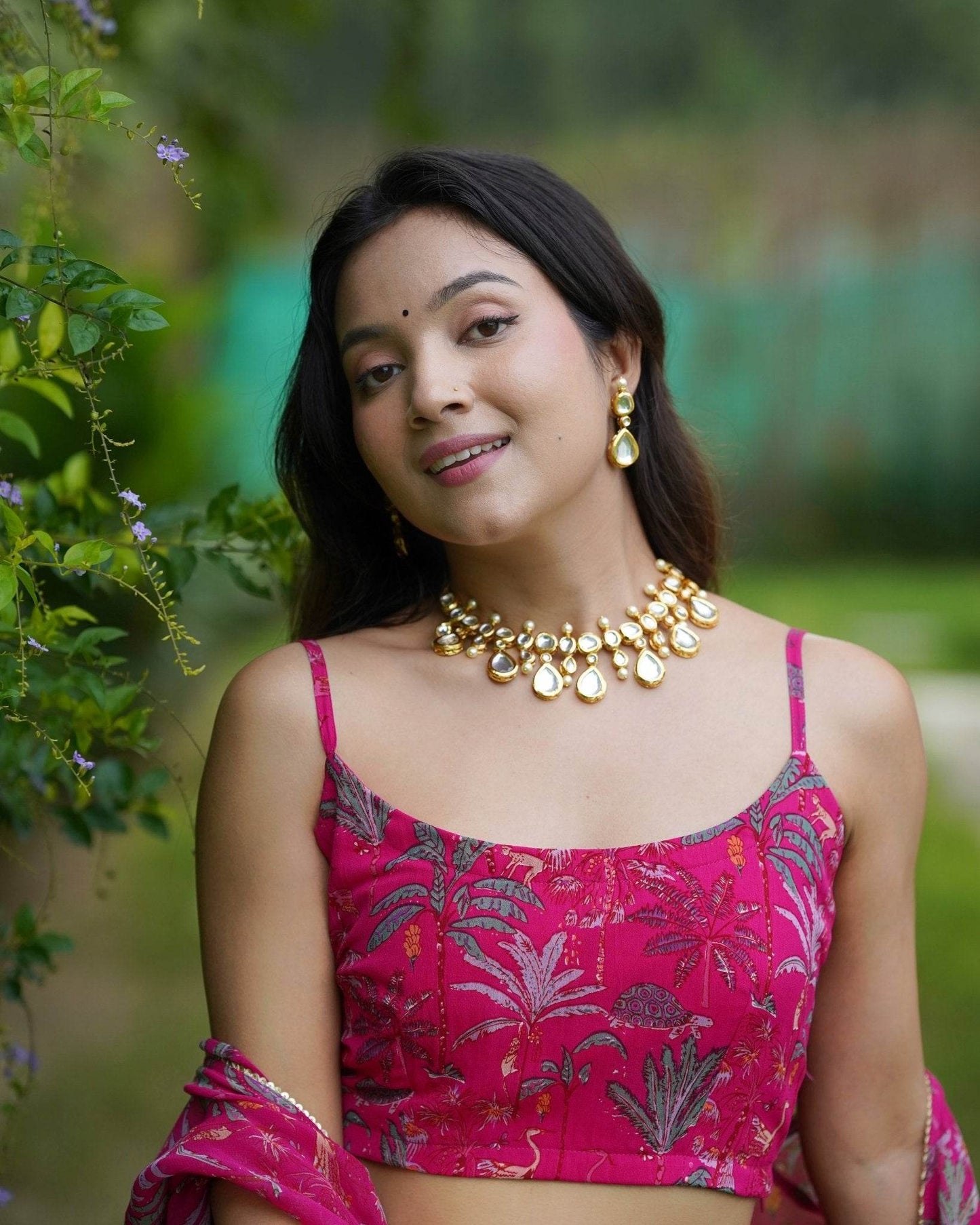Gold Plated Kundan Radiant Choker Set For Women - Auraa Trends