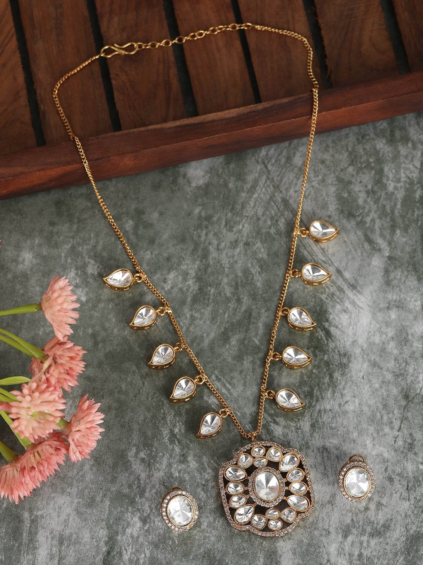 Gold Stilla Necklace & Earring Set - Auraa Trends