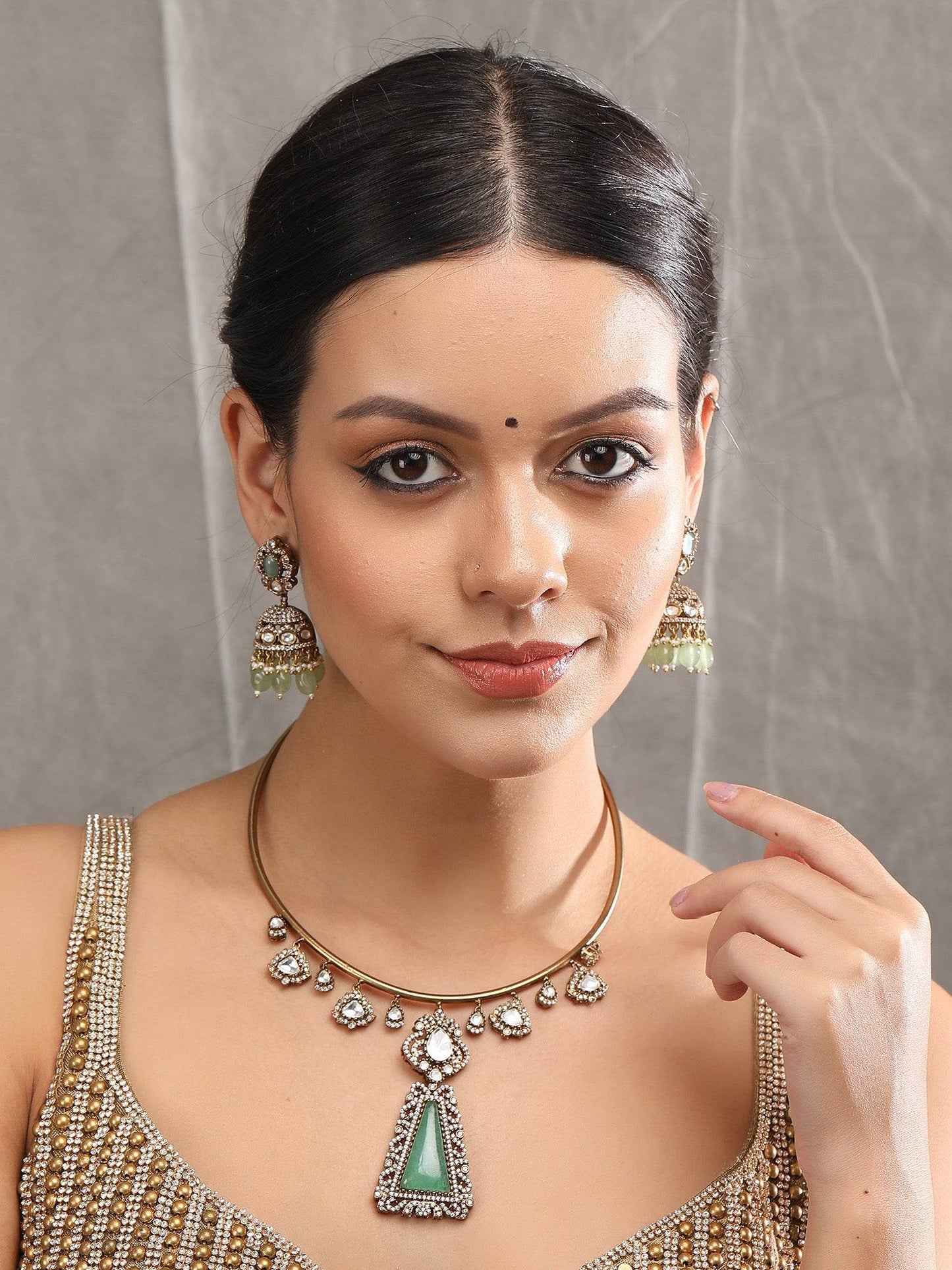 Gold-Toned & White Gold Plated Kundan-Polki Handcrafted Beaded Necklace Set For Girls - Auraa Trends