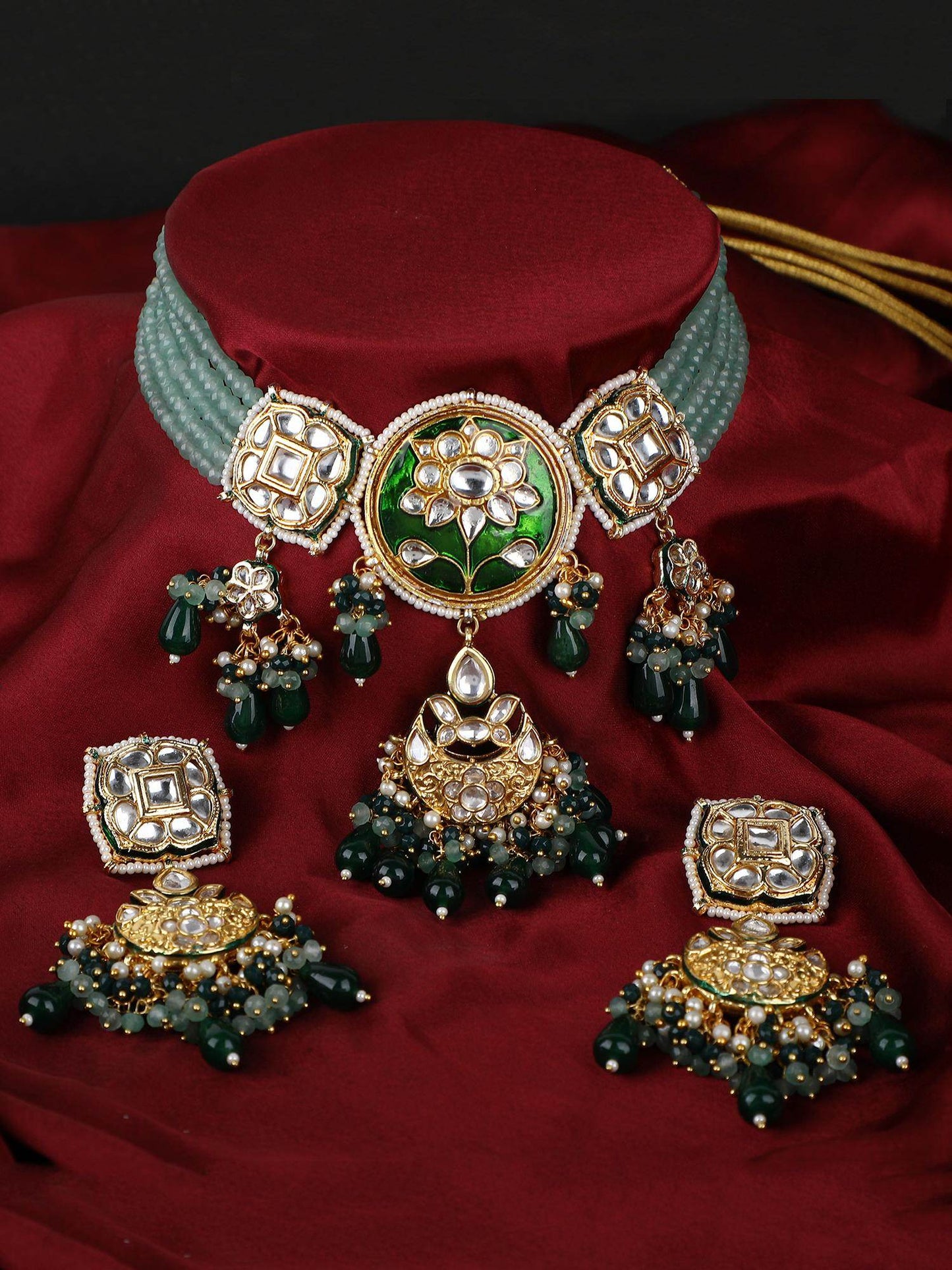Green Kundan Statement Necklace Set - Auraa Trends