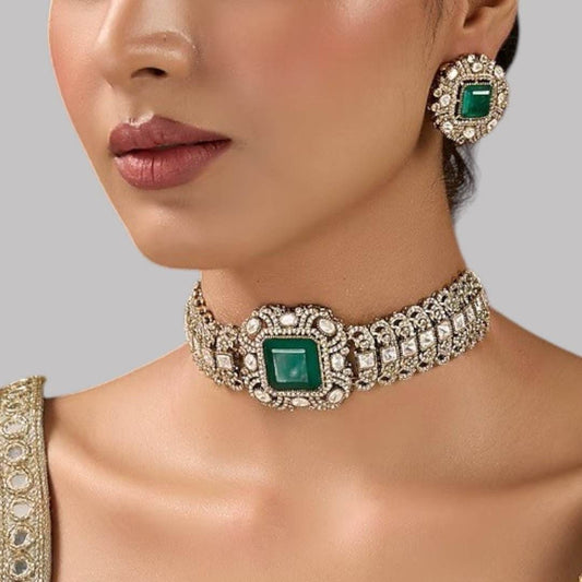 Green Stone Studded Kundan Choker Necklace Set with Matching Earrings for Women - Auraa Trends