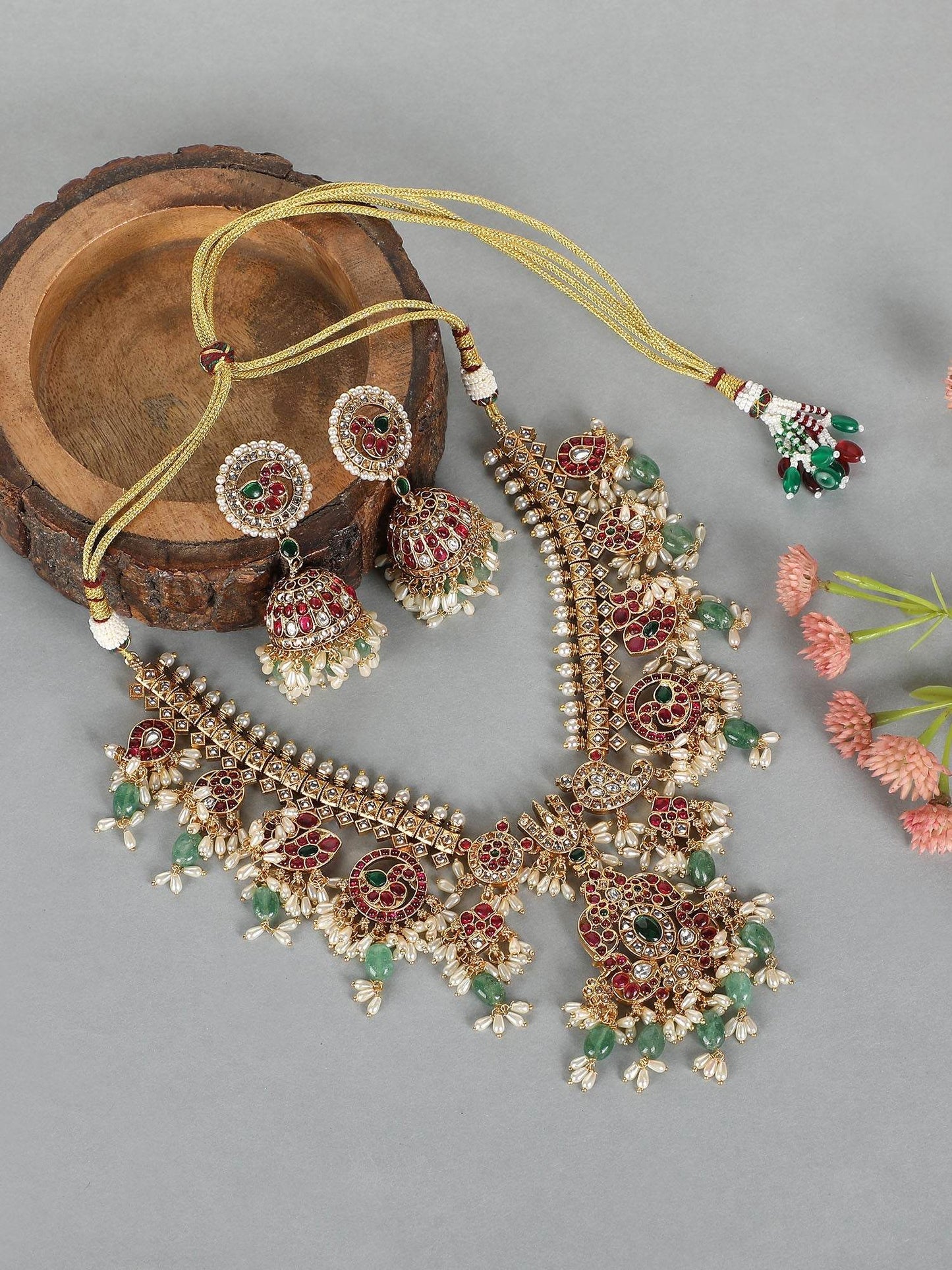 Heritage Bridal Kundan Necklace Set with Green Drops - Auraa Trends