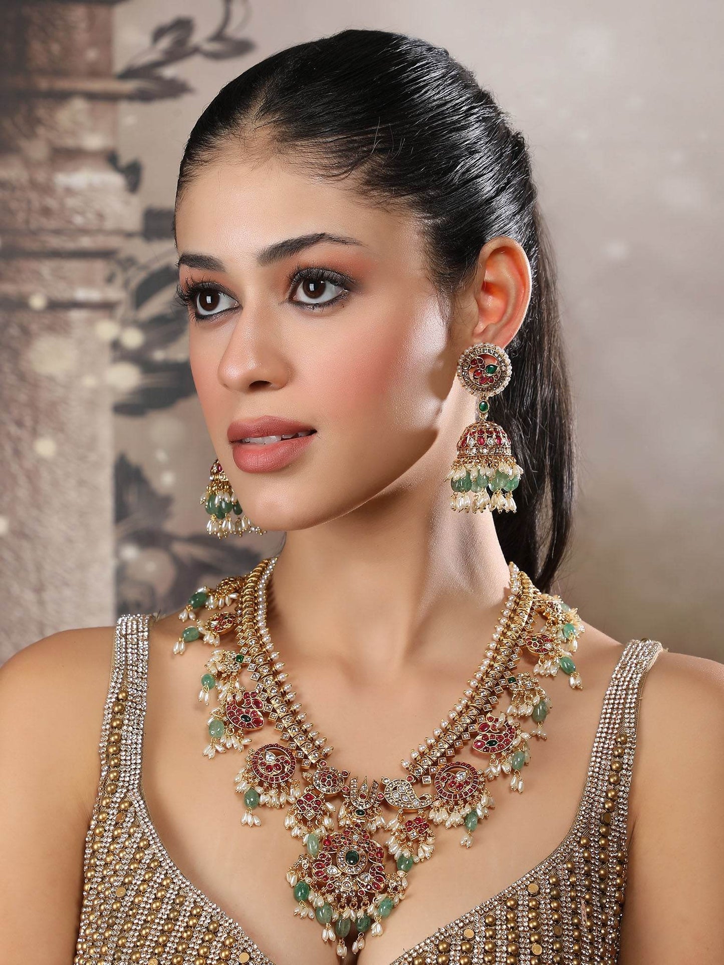 Heritage Bridal Kundan Necklace Set with Green Drops - Auraa Trends