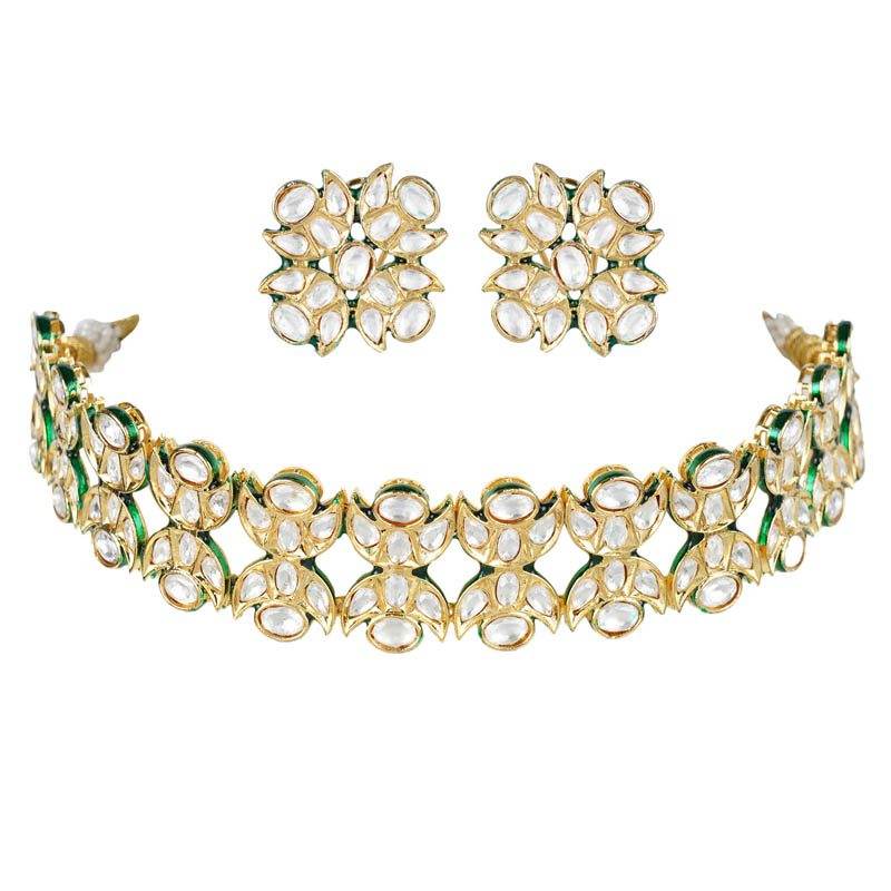 Kundan Choker Set Plated in 22KT Gold with Stud Earrings - Auraa Trends