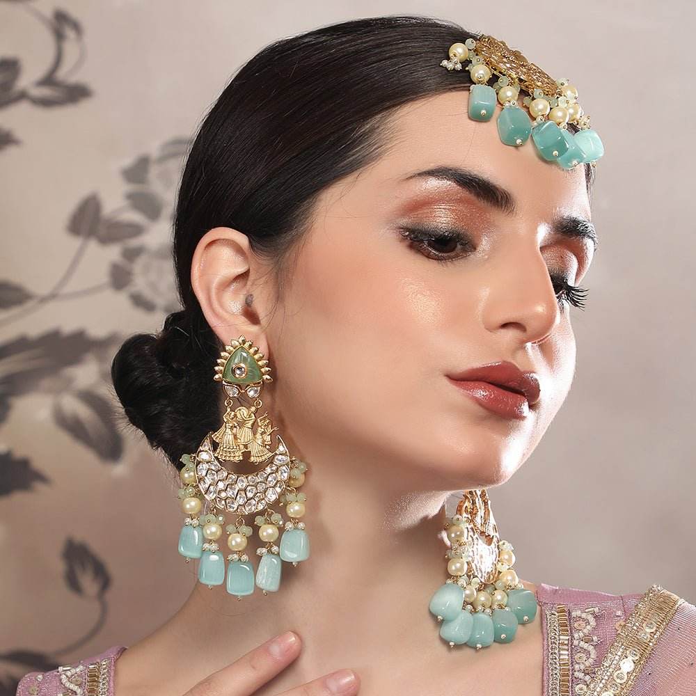 Kundan Maang Tikka and Chandbali Earrings - Auraa Trends