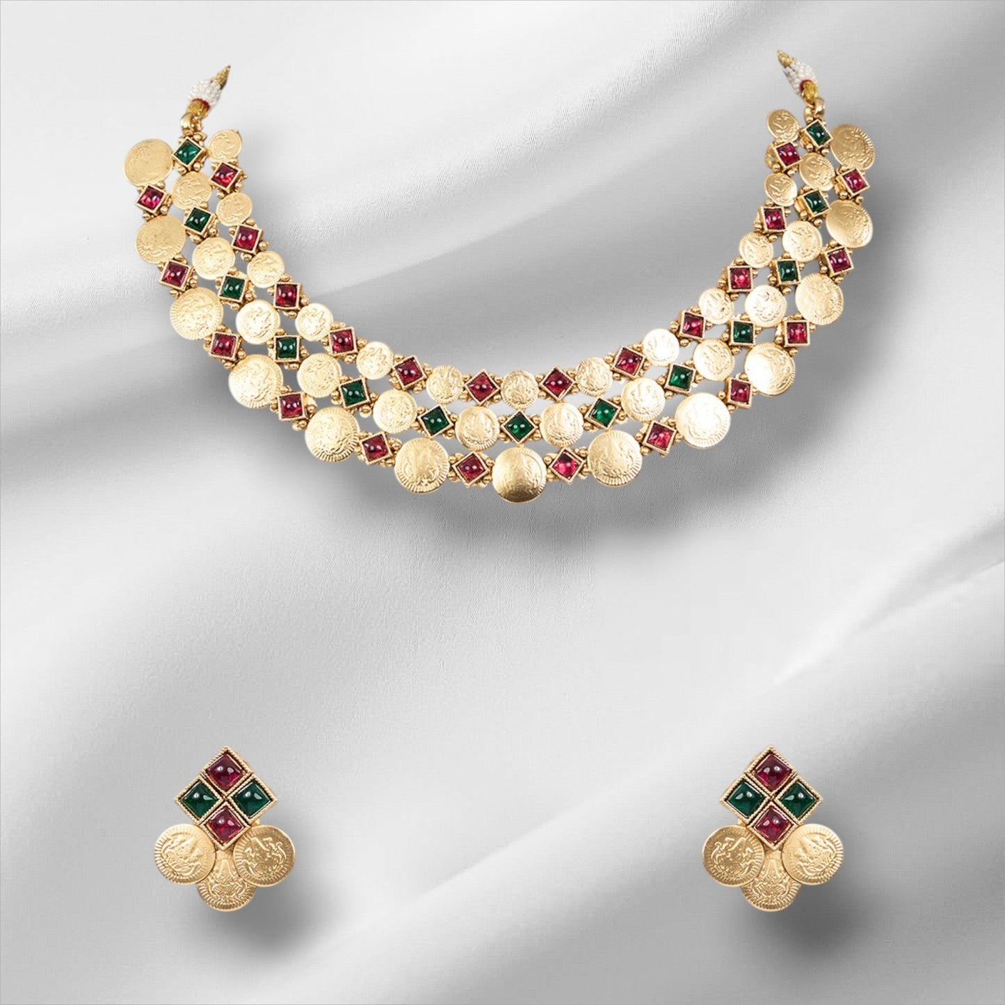 Lakshmi Coin Choker Necklace Set in Kundan Work Traditional - Auraa Trends - Choker - # - Auraa Trends - Lakshmi Coin Choker Necklace Set in Kundan Work Traditional