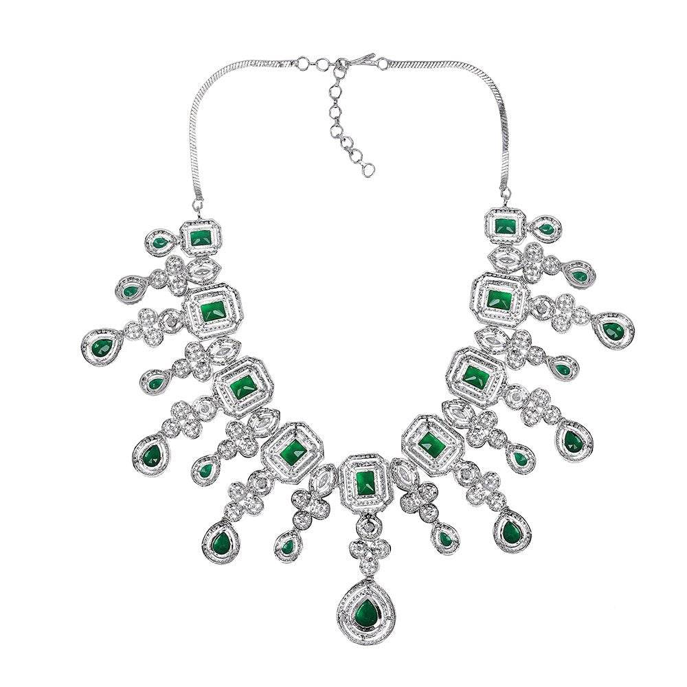 Luxurious Emerald and Diamond-Studded Silver Necklace Set - Auraa Trends