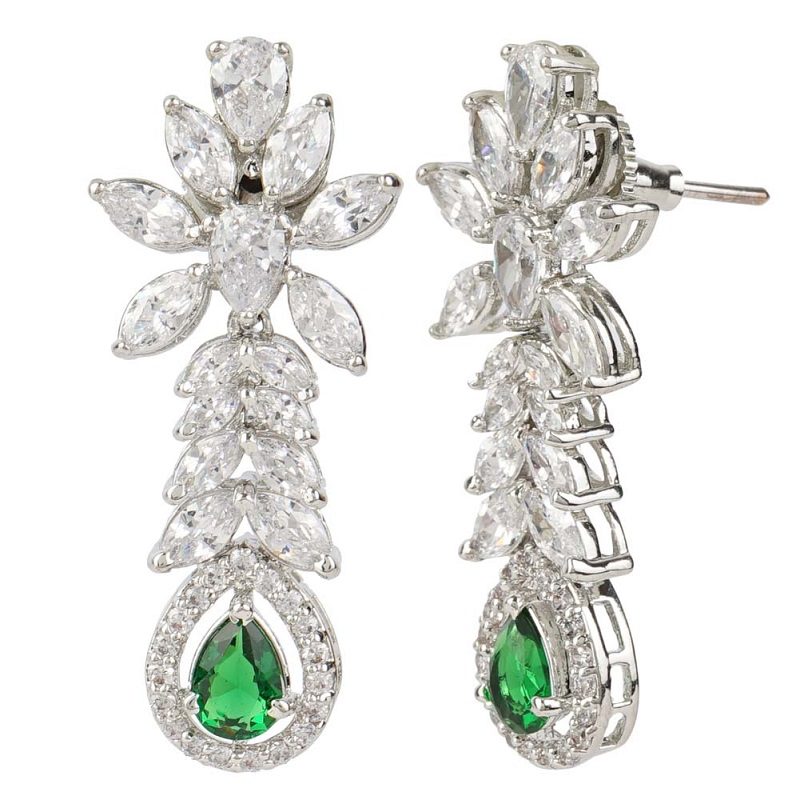Moissanite & Diamonte Necklace Set with Green Emerald Accents - Auraa Trends - Necklaces - necklace set for women