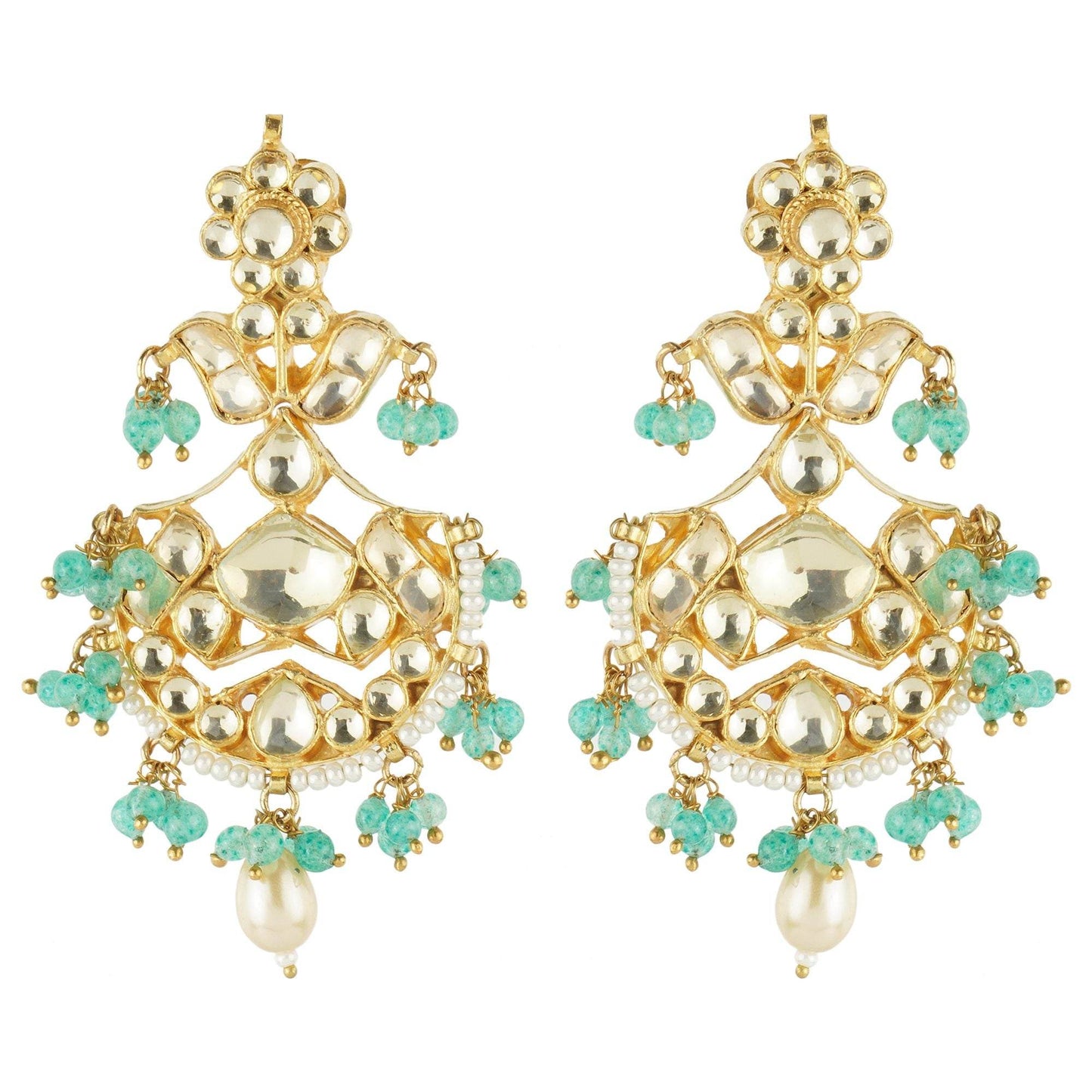 Noble Kundan Necklace Set with Green Embelishments - Auraa Trends