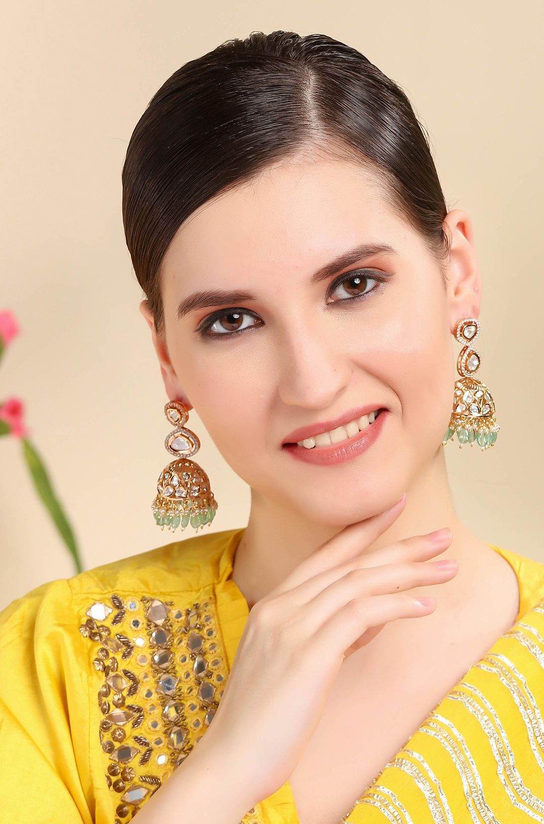 Ornate Gold Plated Kundan Jhumka Earrings - Auraa Trends
