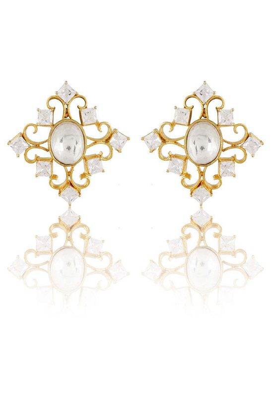 Pristine Gold-Plated Stud Earrings with Pearl - Auraa Trends