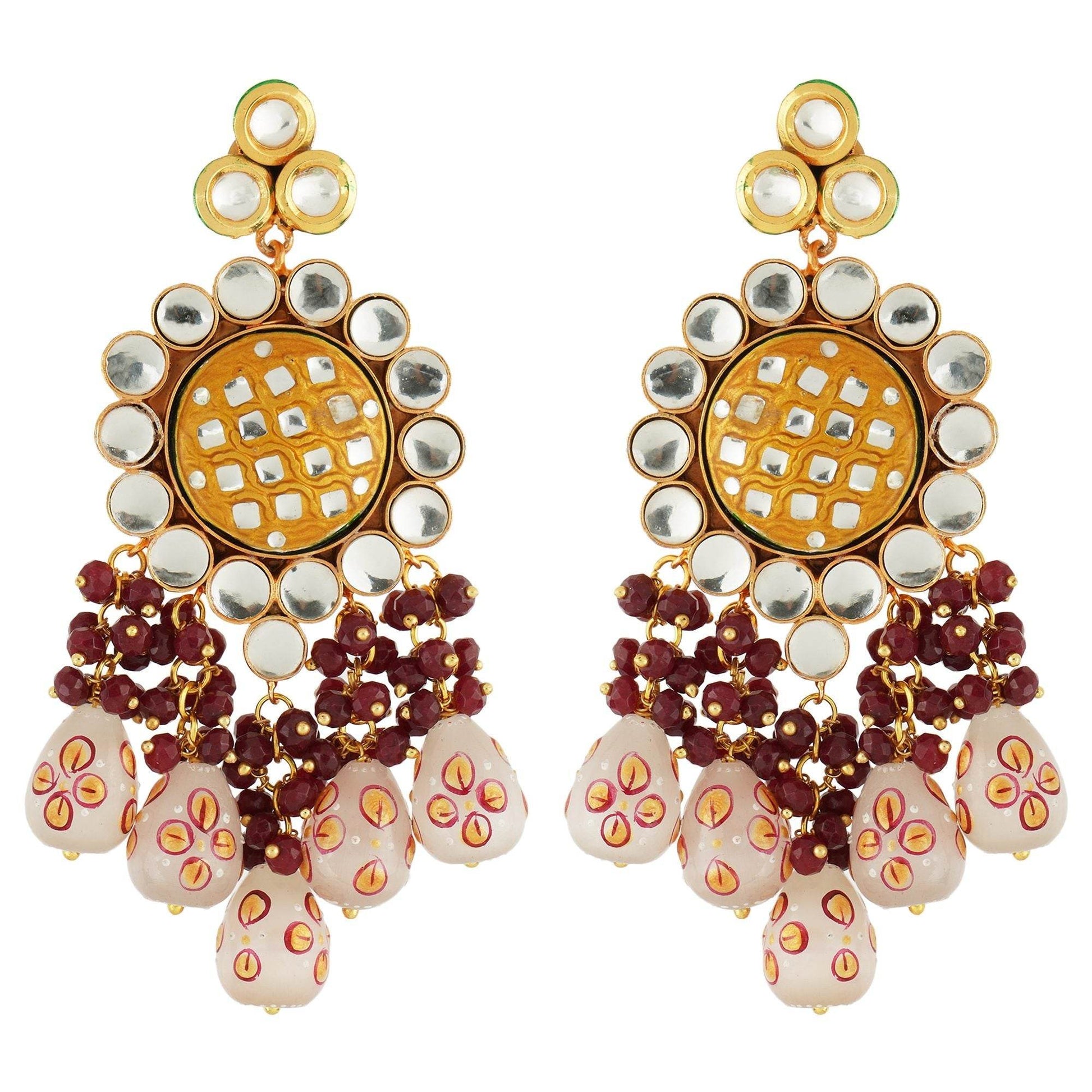 Queenly Kundan Necklace Set with Embelishments - Auraa Trends