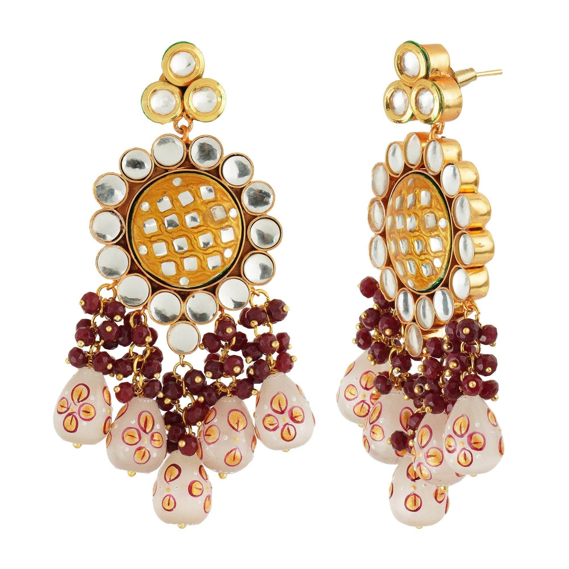 Queenly Kundan Necklace Set with Embelishments - Auraa Trends