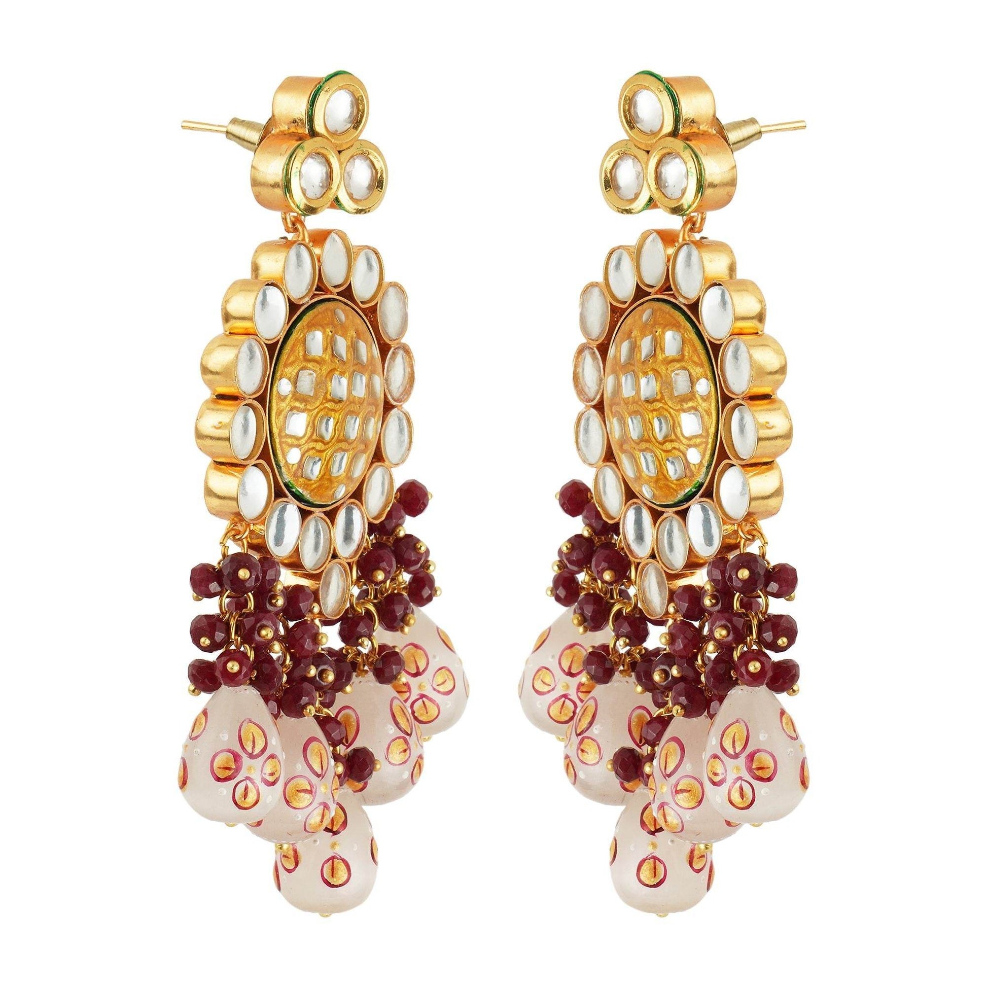 Queenly Kundan Necklace Set with Embelishments - Auraa Trends