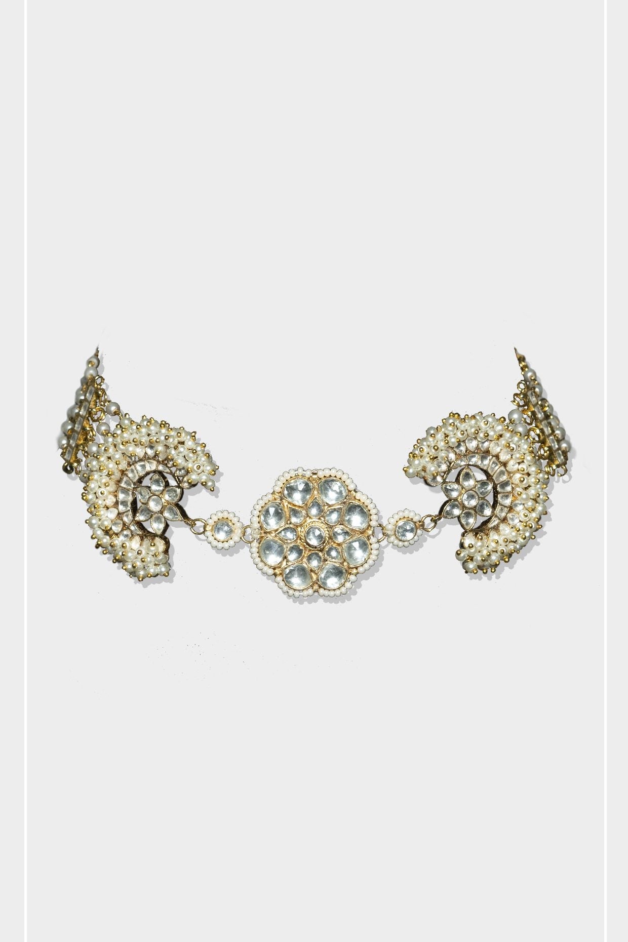 Refined Gold Plated Kundan Choker Necklace Set - Auraa Trends - Choker - Refined Gold Plated Kundan Choker Necklace Set