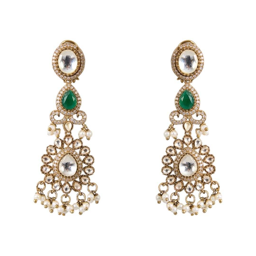 Regal Kundan & Emerald Bridal Necklace Set with Earrings - Auraa Trends