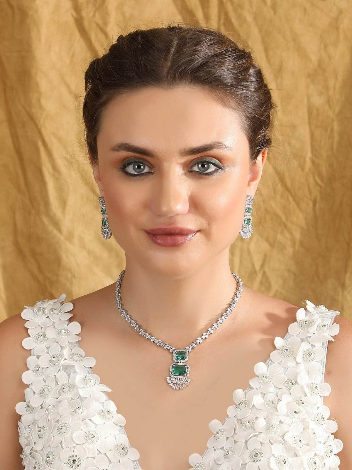 Rhodium-Plated American Diamond Necklace Set - Auraa Trends